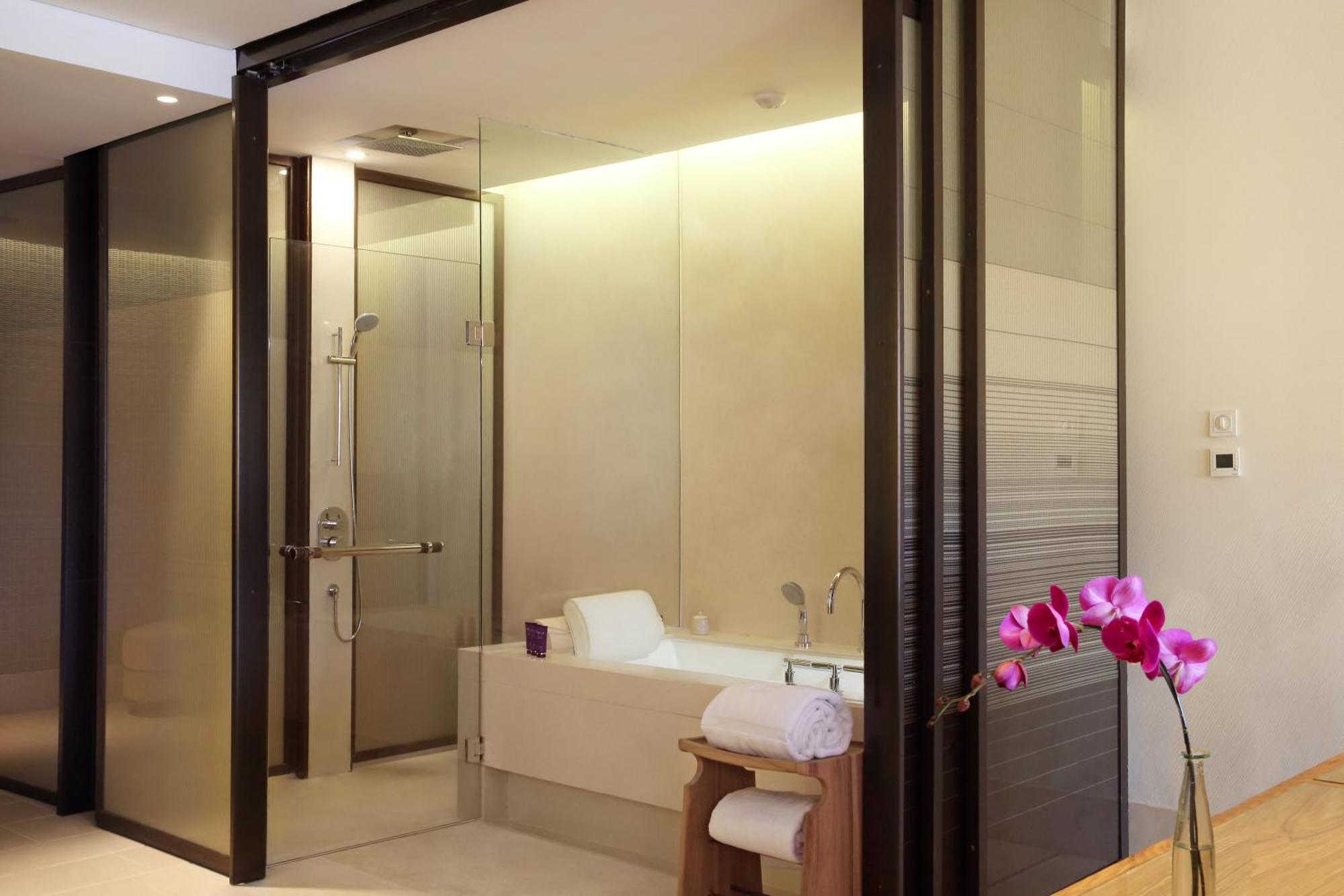Sawangan Junior Suite Daily Resort Activity