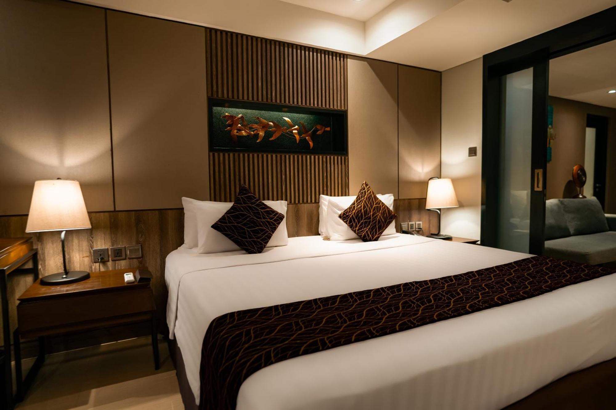 Executive Suite