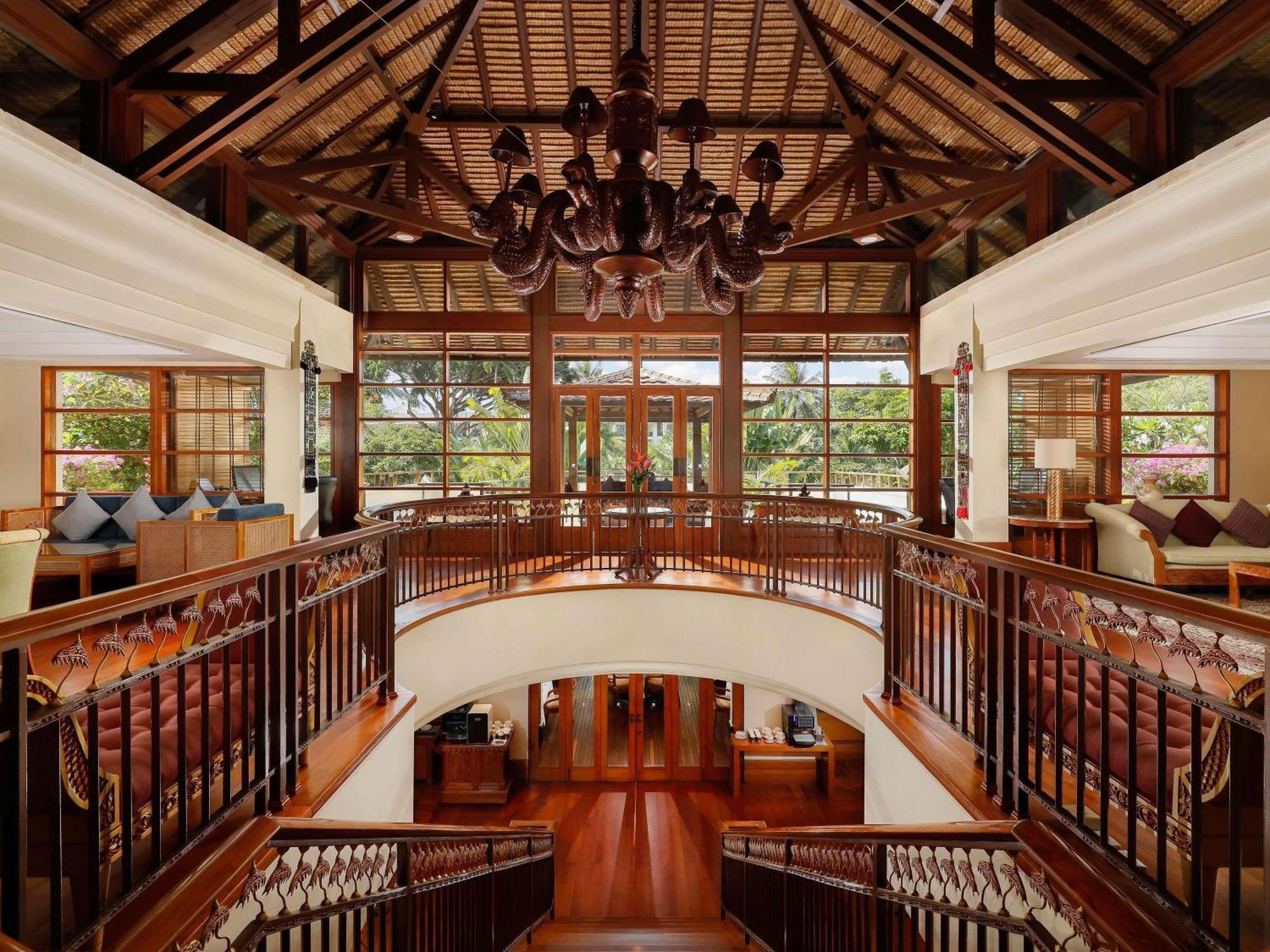 Palace Club King Room