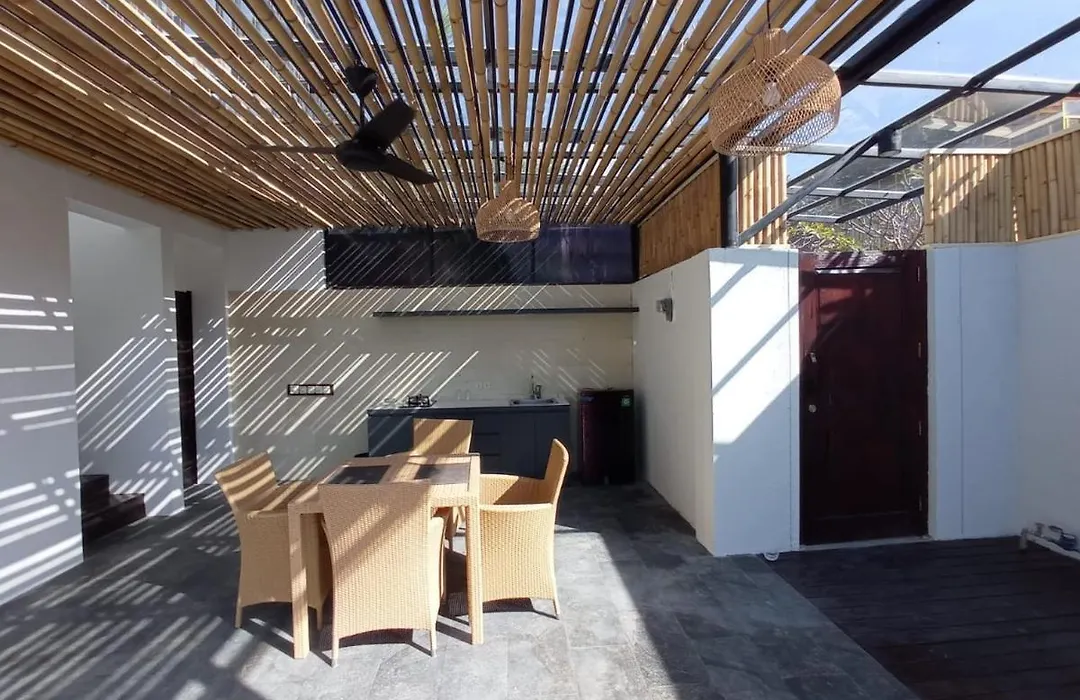 Nueve Springleaf Villa-1