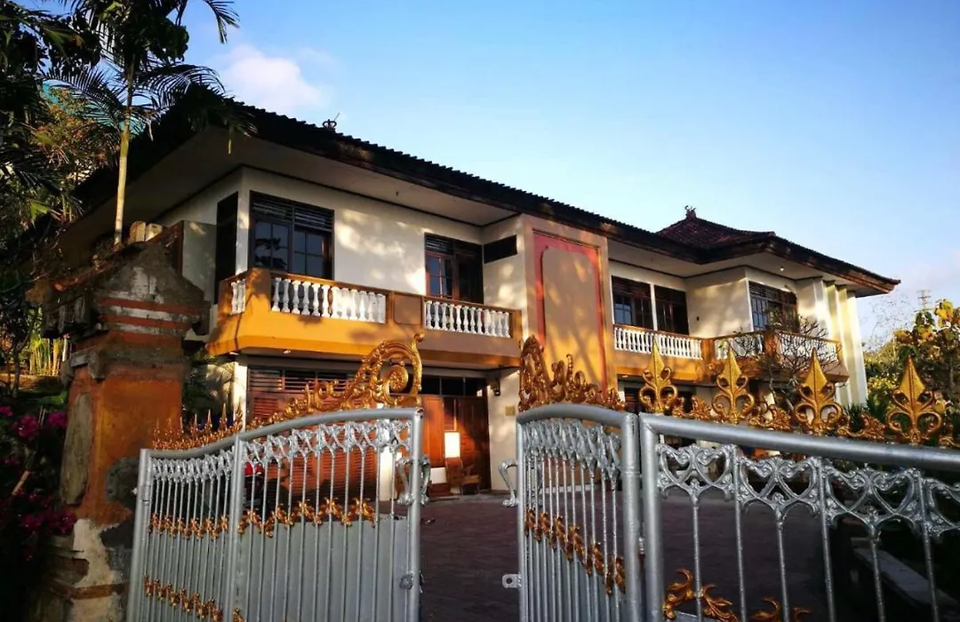 Room4, Number3 Guest House-1