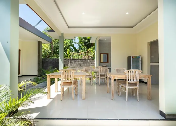 Oyo 912 Pondok Garden Bali Guesthouse Nusa Dua 