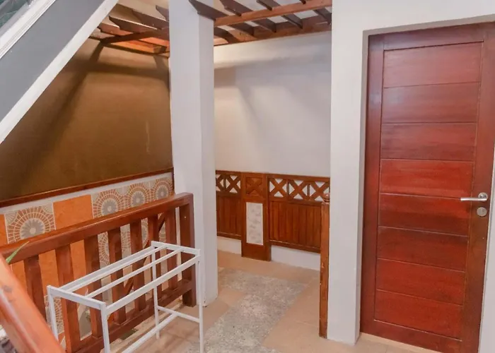 Pigeon Mandala Apartments & Resto Nusa Dua 